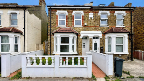 Cromwell Road, Hounslow, TW3
