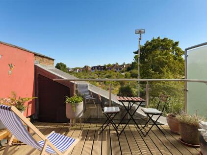 Greenham Road, London, N10