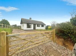 Whiteway, The Street, Finglesham CT14 0NG