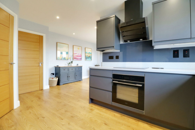 Impressive Open Plan Dining/Living Kitchen