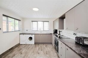 8, Delius Close, Hull HU4 7NR