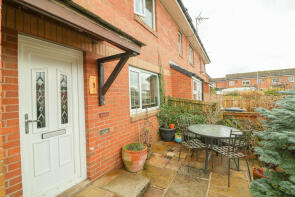 1, Calow Close, Gamesley, Glossop SK13 6HB