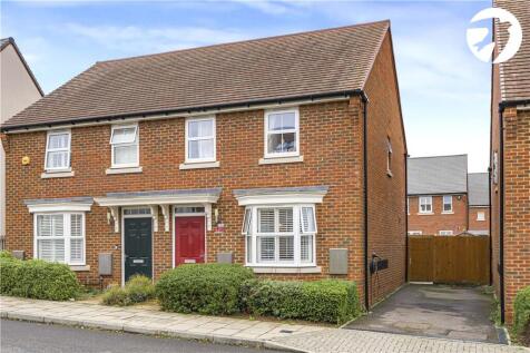 Croucher Avenue, Castle Hill, Ebbsfleet Valley, Swanscombe, DA10