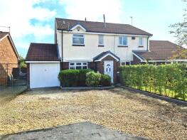 6, Chiltern Way, Manchester M29 7QA