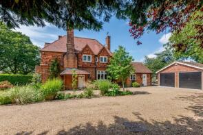 The Old School House, Village Road, Windsor SL4 6QW