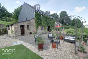 Maytree Cottage, Club Road, Tranch, Pontypool NP4 6BW