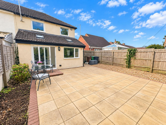 Back garden - 115 Corby.png
