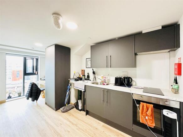 Studio Kitchen