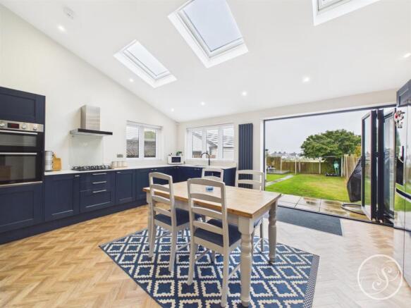 Open Plan Kitchen/Diner/Family Room