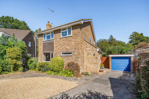 Shaldons Way, Fleet, Hampshire, GU51