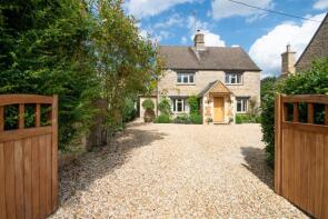 Beale Cottage, Road From North Of Prestney Cottage To East Of Liberty Hill, Cheltenham GL54 1JE
