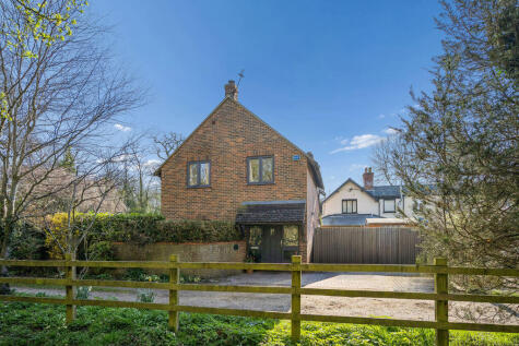 Menmarsh Road Worminghall, Buckinghamshire