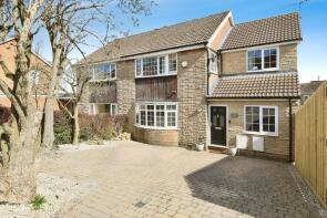 33, Everard Drive, Sheffield S17 4NE