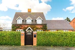 5, Thornhill, Thornborough MK18 2DS