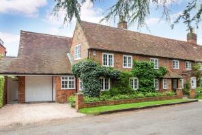 Hope House, Hall Place Lane, Burchetts Green, Maidenhead SL6 6QY