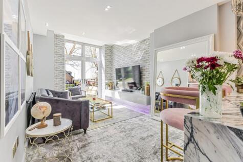 Berrywood Drive, Northampton