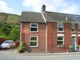 2, Dolalaw, Llanbrynmair SY19 7AF