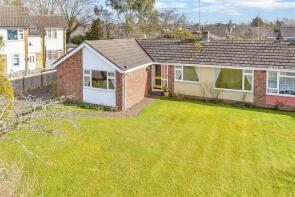 30, Downs Way, Ashford TN25 6EZ