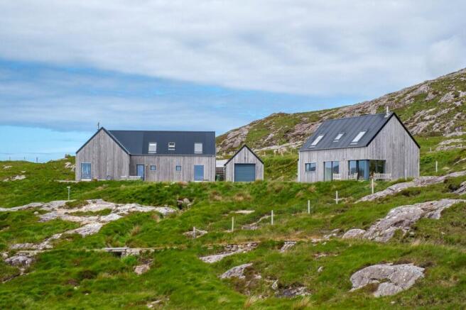 Lodge & Cottage