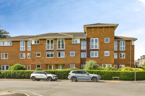 Clarence Court, Bare