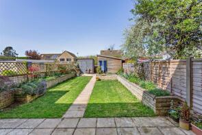 4, Manor Close, Cirencester GL7 2ND