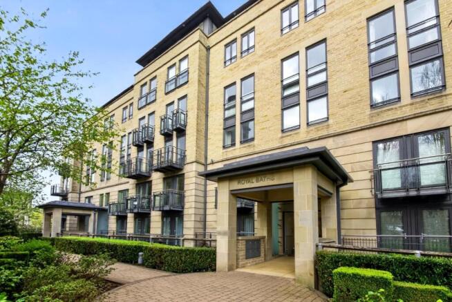 flat22royalbaths-27.jpg