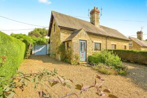 9, Glebe Road, Oakham LE15 8JU