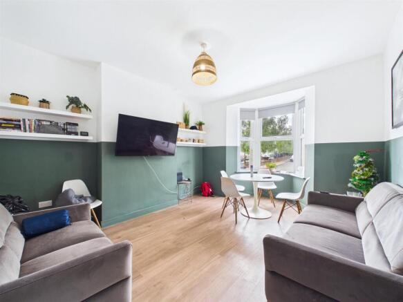 6-bed HMO for Auction, Fishponds (6).jpg