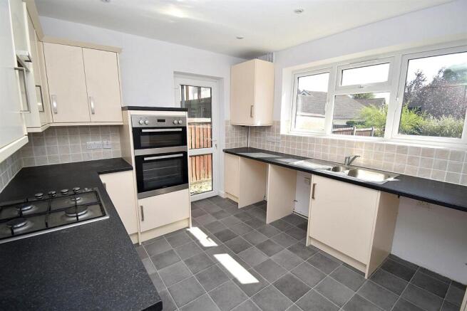 KITCHEN ONE.JPG