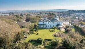 Westhill House, Graeme Road, Yarmouth PO41 0RX