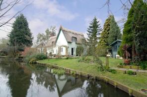 Strawtop, The Street, Woodbridge IP13 0HU