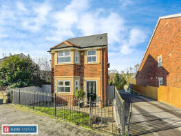 27, Victoria Road, Blackwood NP12 3UG