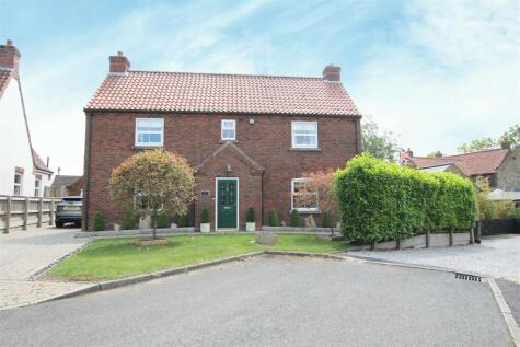 St. Margarets Close, Huttoft, Alford