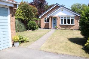 10, Kynance Close, Alfreton DE55 2FD