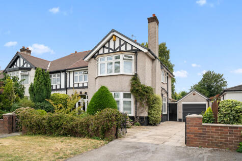 Woolton Road, Wavertree, L15