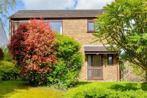10, Stratford Road, Cosgrove MK19 7JA