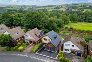 78, Hillside Avenue, Bromley Cross, Bolton BL7 9NJ