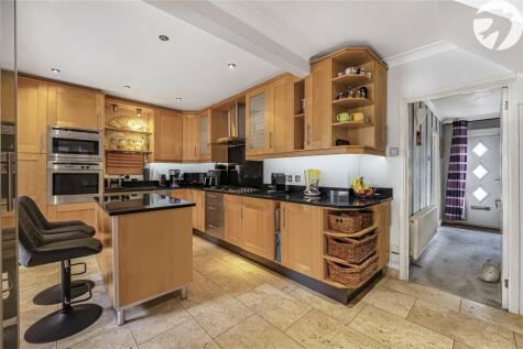 Warren Road, Wilmington, Dartford, Kent, DA1