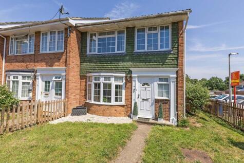 Hambleden Walk, Furze Platt, Maidenhead, Berkshire