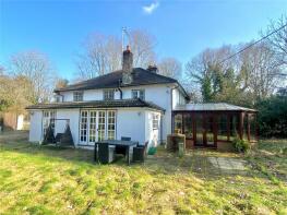 Dockens Water, Salisbury Road, Ringwood BH24 3PE