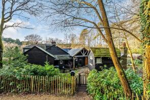 Tanglewood, Crosswater Lane, Churt, Farnham GU10 2JN