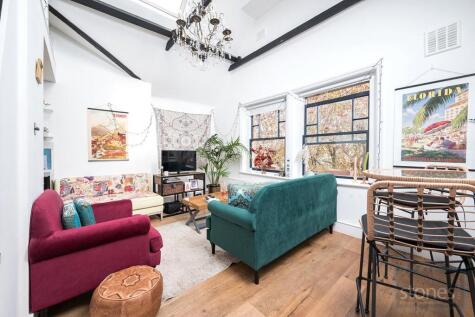 Fitzjohns Avenue, Hampstead, London, NW3