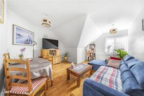 Flat 2, 73, Station Road, Addlestone KT15 2AR