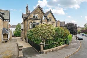 Flat 3, 27, Park Drive, Harrogate HG2 9AY