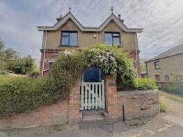 37, Castle Street, Newport PO30 1NS