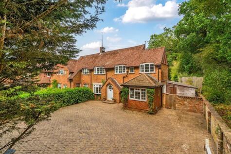 New Inn Lane, Guildford, GU4