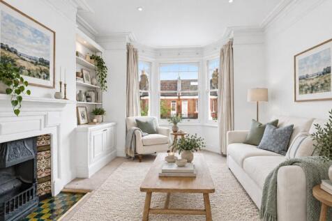 Blackett Street, SW15