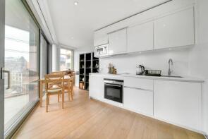 Flat 25, 5, Central Saint Giles Piazza, London WC2H 8AB