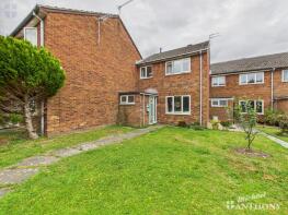 7, Wotton Path, Aylesbury HP21 9EG