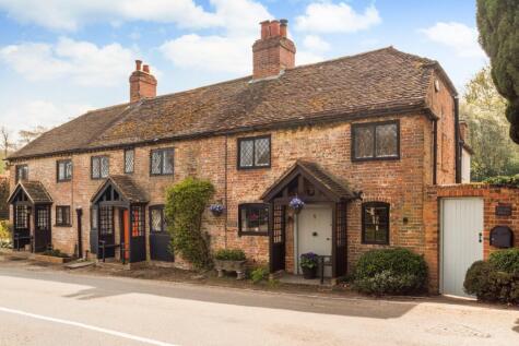 Seale Lodge Cottages, Elstead Road, Seale, Farnham
